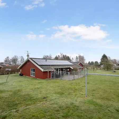 Einladendes Poolhaus Mit Meerblick - Einladendes Poolhaus Mit Meerblick * 诺德堡