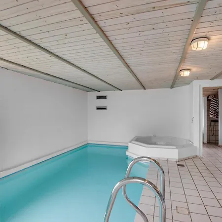 Einladendes Poolhaus Mit Meerblick - Einladendes Poolhaus Mit Meerblick Prázdninový dům